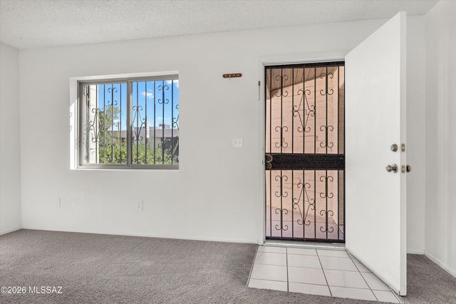 4961 E Bellevue Street, Tucson, AZ 85712