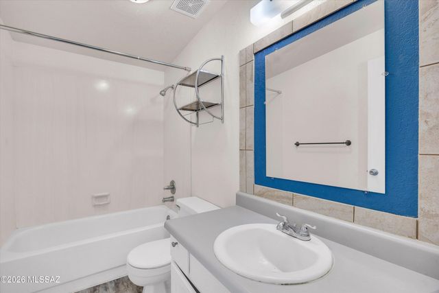 4961 E Bellevue Street, Tucson, AZ 85712