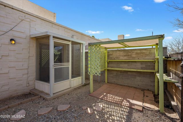 4961 E Bellevue Street, Tucson, AZ 85712