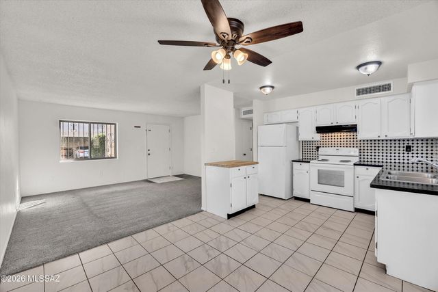 4961 E Bellevue Street, Tucson, AZ 85712