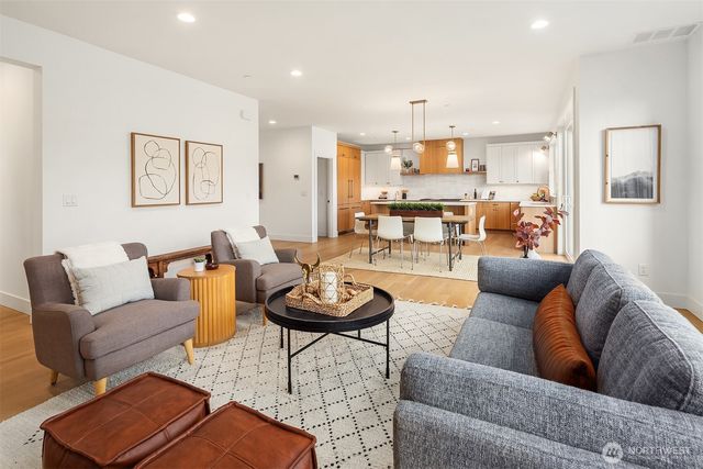 13779 NE 101st Street, Kirkland, WA 98033