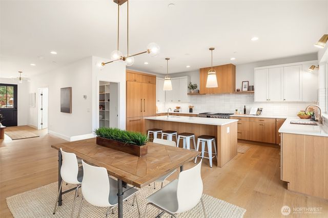 13779 NE 101st Street, Kirkland, WA 98033