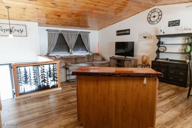 602 W Fernwood Avenue, Toronto, OH 43964