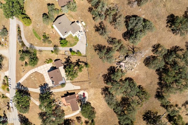 24360 Willow Pass Drive, Tehachapi, CA 93561