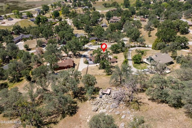 24360 Willow Pass Drive, Tehachapi, CA 93561