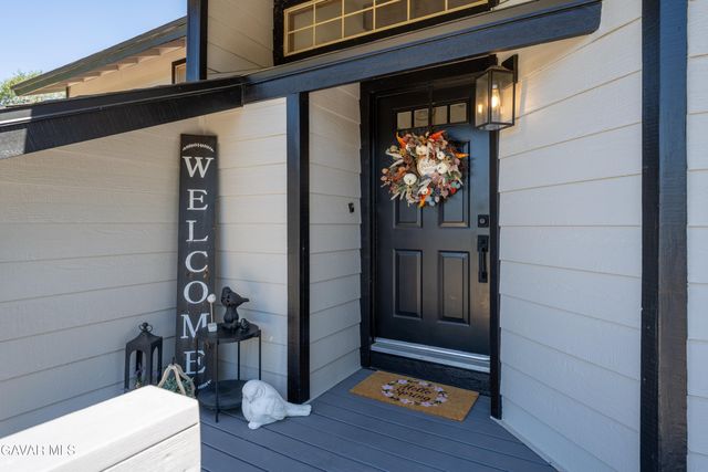 24360 Willow Pass Drive, Tehachapi, CA 93561