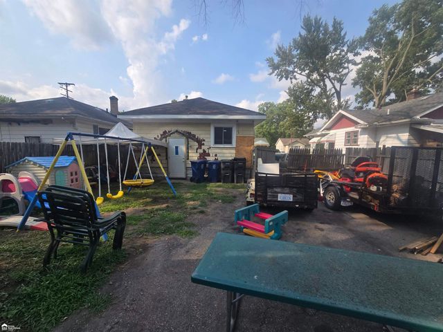 855 Victoria Avenue, Flint, MI 48507