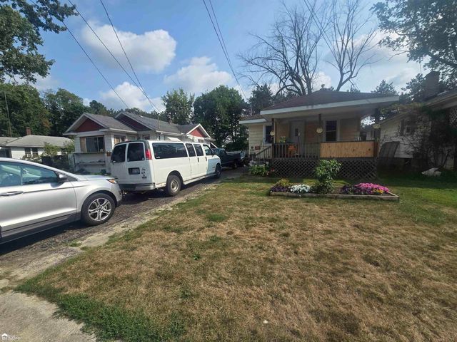 855 Victoria Avenue, Flint, MI 48507