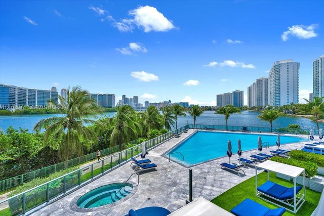 3300 NE 188th St 217, Aventura, FL 33180