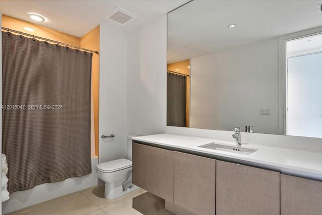 3300 NE 188th St 217, Aventura, FL 33180