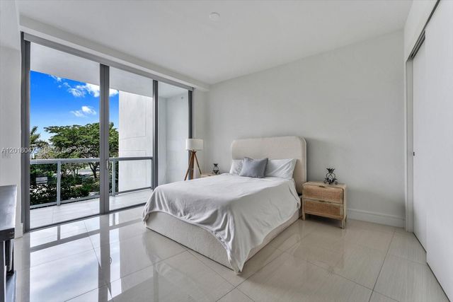3300 NE 188th St 217, Aventura, FL 33180