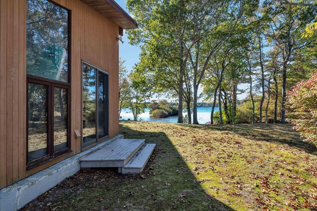 481 Lakeside Drive W, Centerville, MA 02632