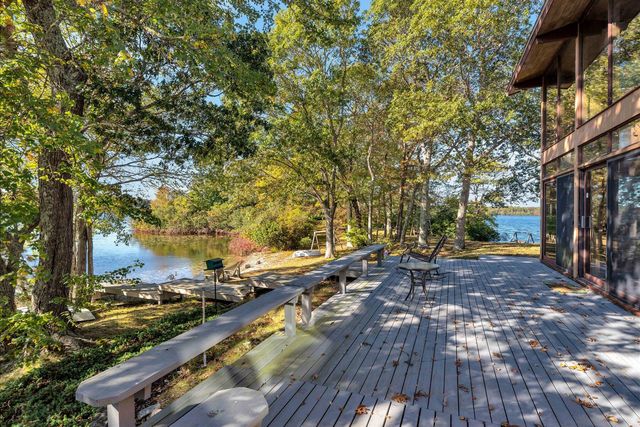 481 Lakeside Drive W, Centerville, MA 02632
