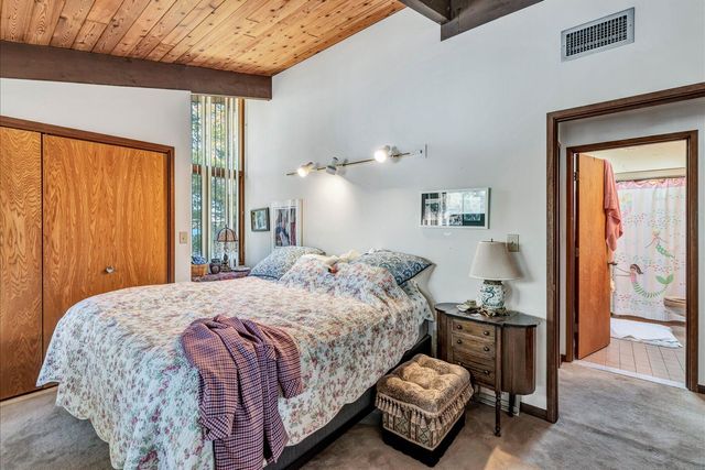 481 Lakeside Drive W, Centerville, MA 02632