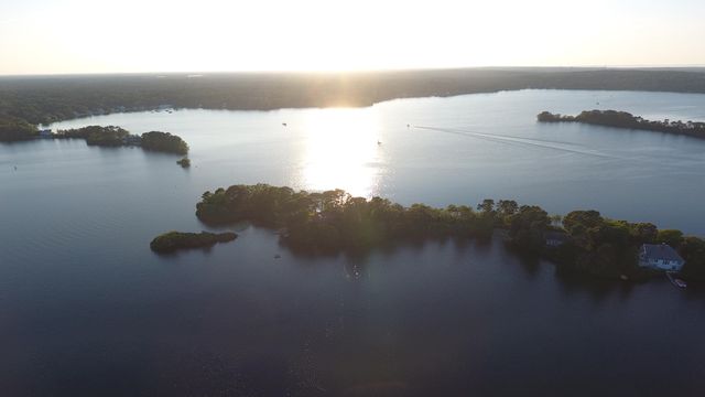 481 Lakeside Drive W, Centerville, MA 02632