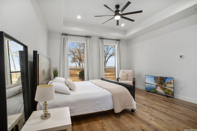 204 Oak Fields Dr.,, Floresville, TX 78114