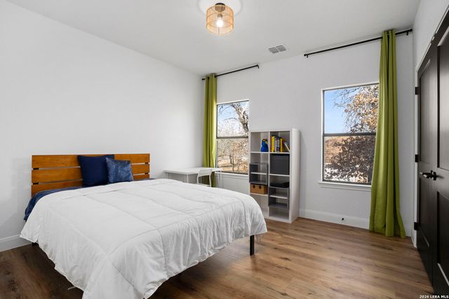 204 Oak Fields Dr.,, Floresville, TX 78114