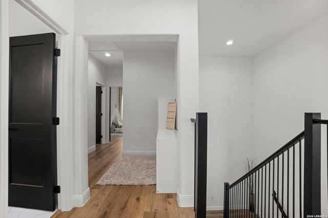 204 Oak Fields Dr.,, Floresville, TX 78114