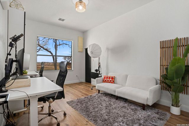 204 Oak Fields Dr.,, Floresville, TX 78114