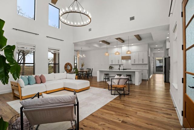 204 Oak Fields Dr.,, Floresville, TX 78114