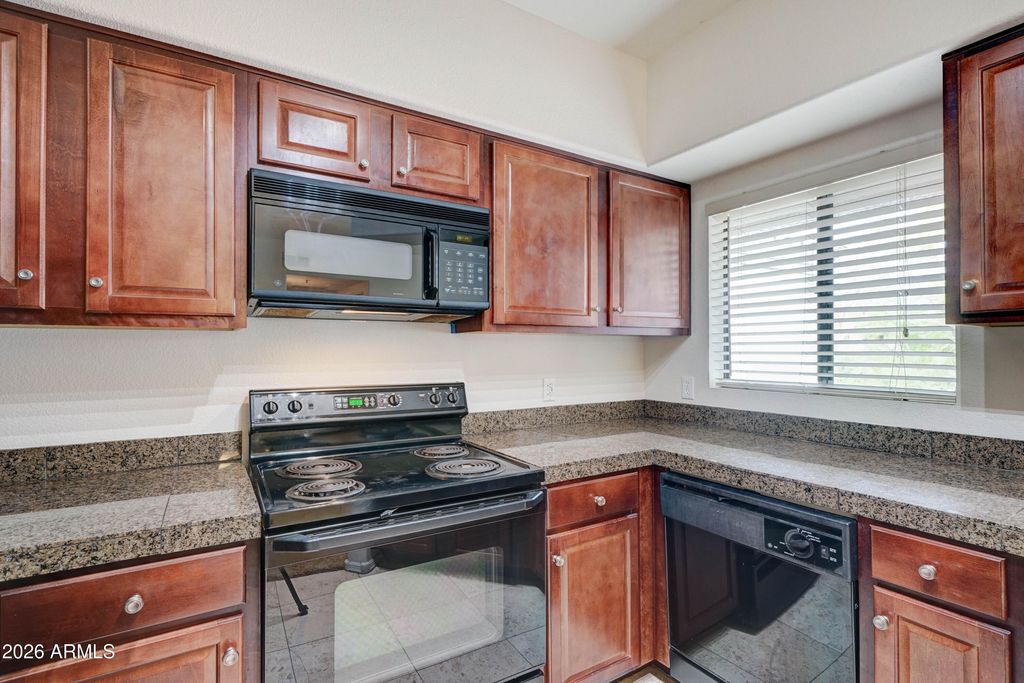 15095 N THOMPSON PEAK Parkway 2015, Scottsdale, AZ 85260 — photo 2
