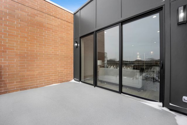 1548 W Ardmore Avenue 3E, Chicago, IL 60660