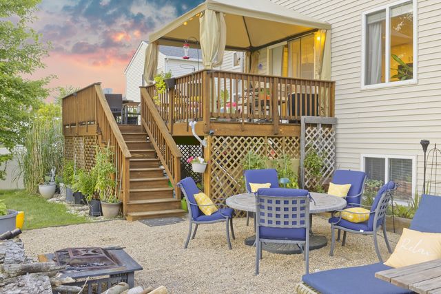 2025 Westbury Lane, Aurora, IL 60502
