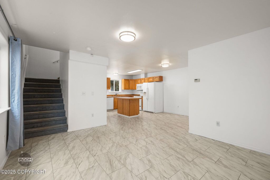 5622 E 4th Avenue, #12, Anchorage, AK 99504