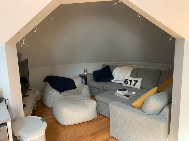 195 East Cottage 3, Boston, MA 02125