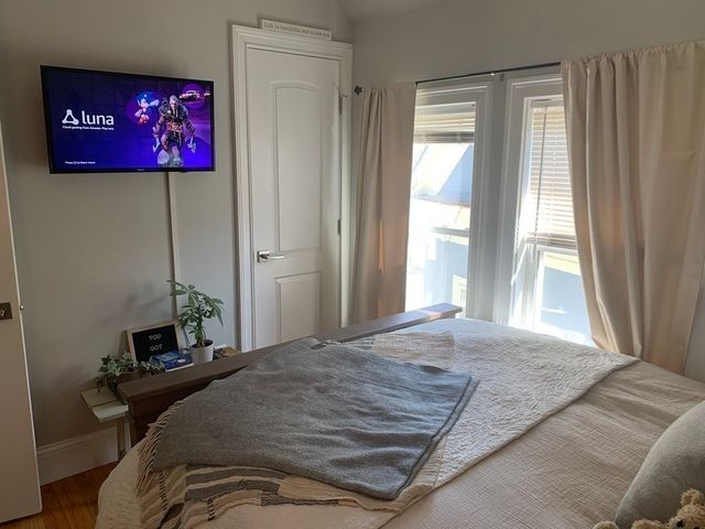 195 East Cottage 3, Boston, MA 02125