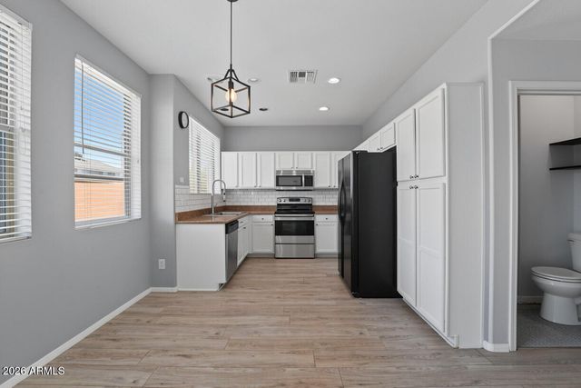1886 E DON CARLOS Avenue 139, Tempe, AZ 85281