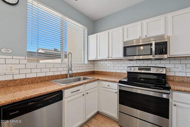 1886 E DON CARLOS Avenue 139, Tempe, AZ 85281