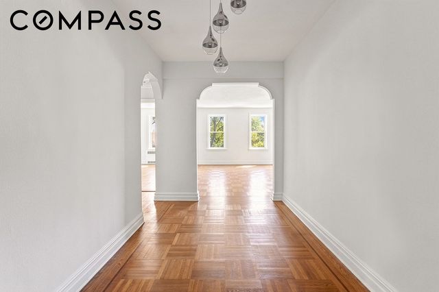 7217 34th Ave Apt 1A, New York City, NY 11372