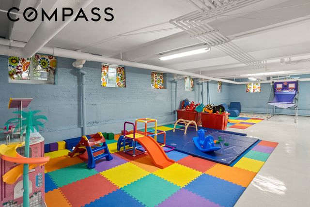 7217 34th Ave Apt 1A, New York City, NY 11372