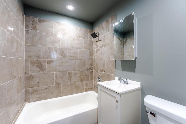 1815 W Becher STREET, Milwaukee, WI 53215