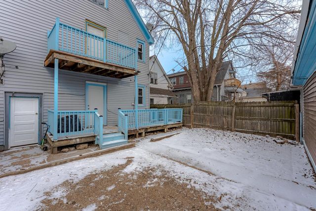 1815 W Becher STREET, Milwaukee, WI 53215