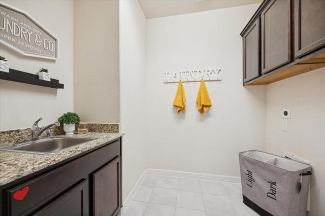 13205 Dartmoor Terrace Drive, Houston, TX 77077