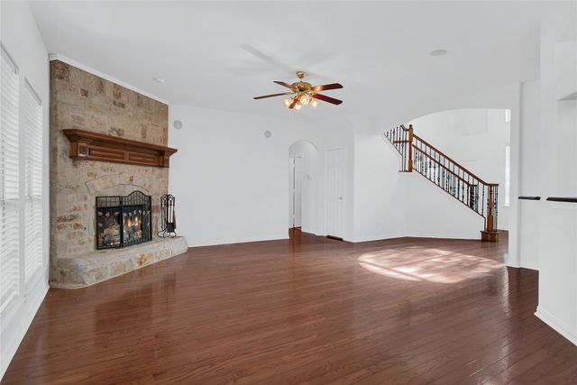 333 Green Acres Drive, Murphy, TX 75094