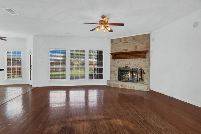 333 Green Acres Drive, Murphy, TX 75094