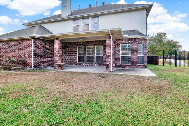 333 Green Acres Drive, Murphy, TX 75094