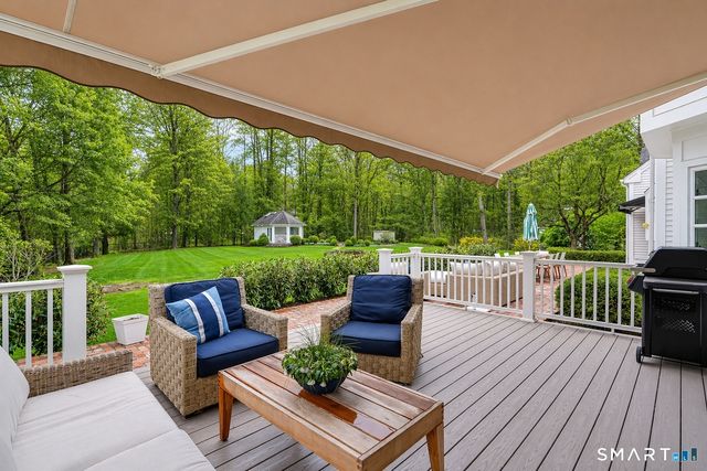 66 Gate Stone Lane, Fairfield, CT 06824