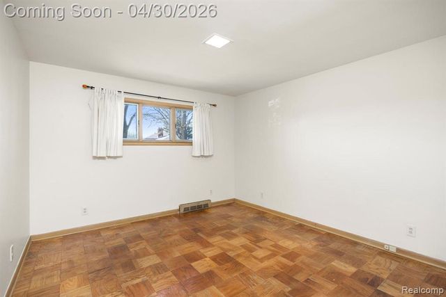 30712 Champine Street, Saint Clair Shores, MI 48082