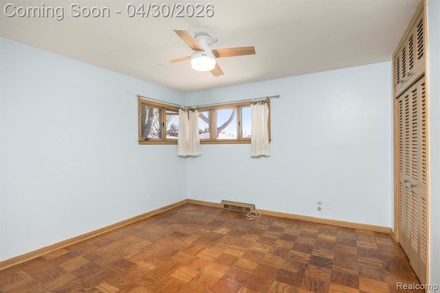 30712 Champine Street, Saint Clair Shores, MI 48082