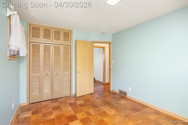 30712 Champine Street, Saint Clair Shores, MI 48082