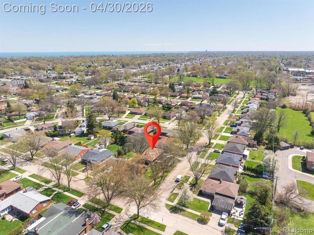 30712 Champine Street, Saint Clair Shores, MI 48082