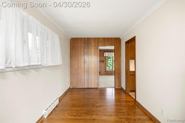 30712 Champine Street, Saint Clair Shores, MI 48082