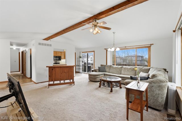 3330 Benstein Road, Commerce Charter Township, MI 48382