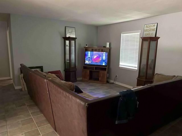 9417 Kentshire Drive, Houston, TX 77078