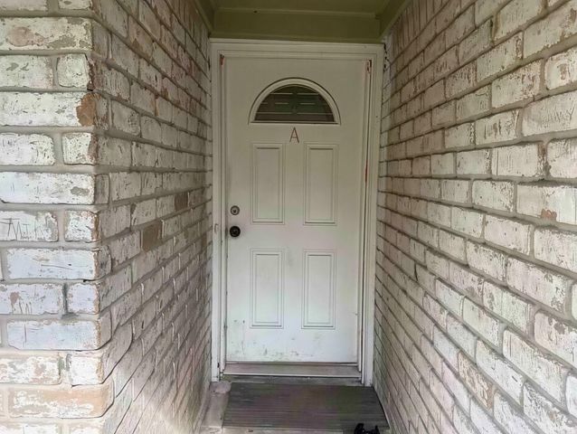 9417 Kentshire Drive, Houston, TX 77078