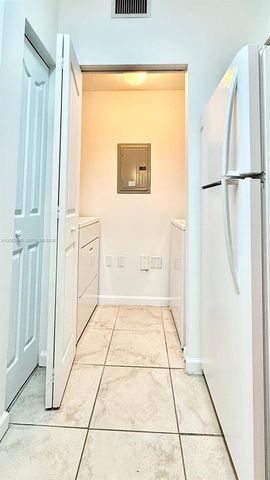 1206 E Myrtlewood Circle E 1206, Palm Beach Gardens, FL 33418